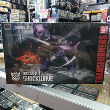 Load image into Gallery viewer, Transformers Shockwave Atk Mode Furai Model Kit Idw Ver