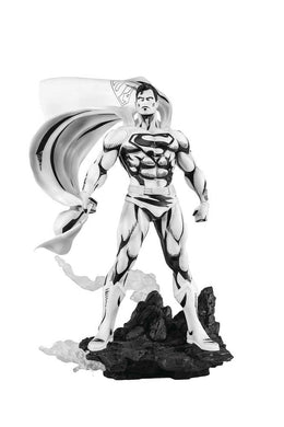 Sdcc 2024 DC Heroes Superman Black & White Pre/Exc PVC 1/8 Statue