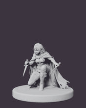 Load image into Gallery viewer, Wren: printable miniature on a 28 mm base, three-quarter view