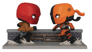 SDCC 2020 POP COMIC MOMENT DC RED HOOD VS DEATHSTROKE PX FIG - Linebreakers